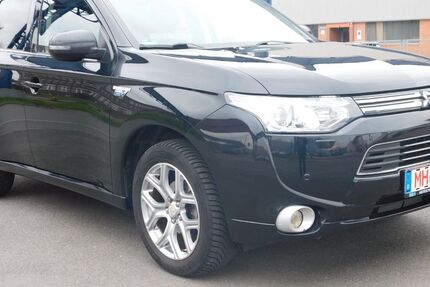 Mitsubishi Outlander 160.351 km 10.699 &euro; Mülheim 45473