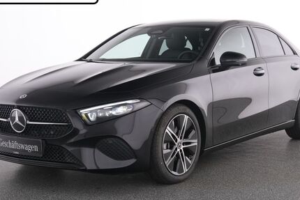 Mercedes-Benz A 180 3.000 km 34.885 &euro; Essen 45309