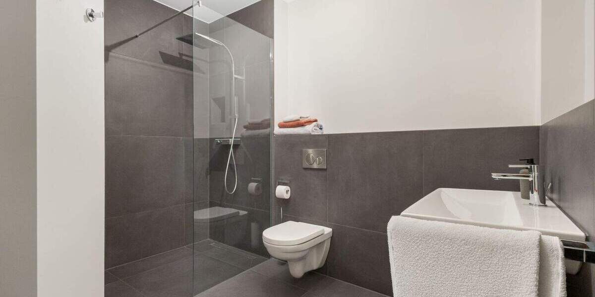 Einfamilienhaus Düsseldorf Mörsenbroich - 5 Zimmer, 221 m&sup2;, 1.990.000&euro; | Angebot:25929371