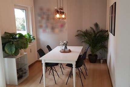 Haus Langenfeld - 9 Zimmer, 205 m&sup2;, 780.000&euro; | Angebot:27524929