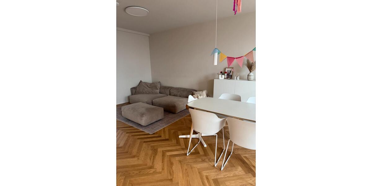 Erdgeschoßwohnung Düsseldorf Stadtbezirk 3 - 3 Zimmer, 91 m&sup2;, 2.450&euro; | Angebot:27539140