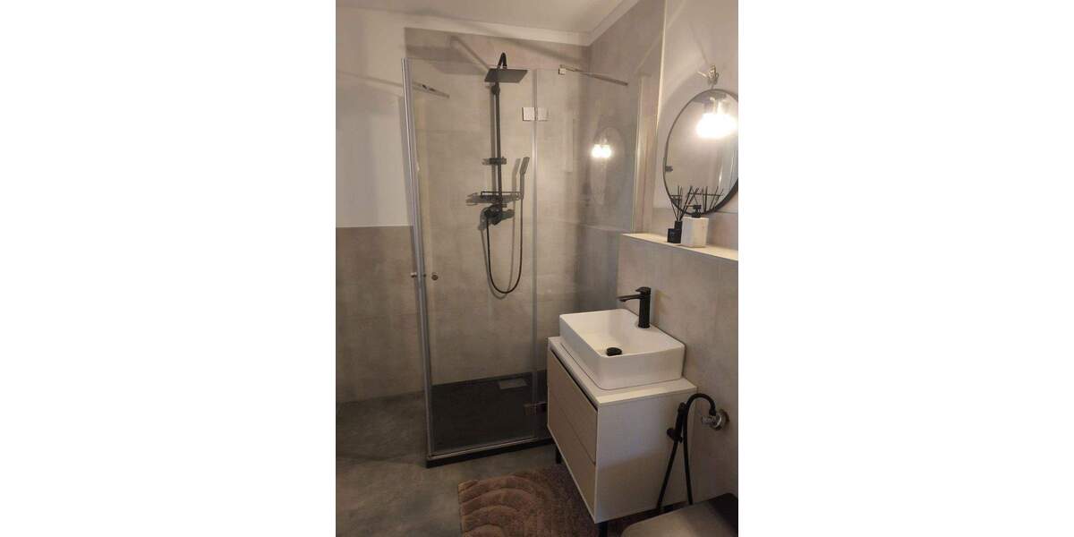 Etagenwohnung Düsseldorf Benrath - 2 Zimmer, 61 m&sup2;, 265.000&euro; | Angebot:25657540