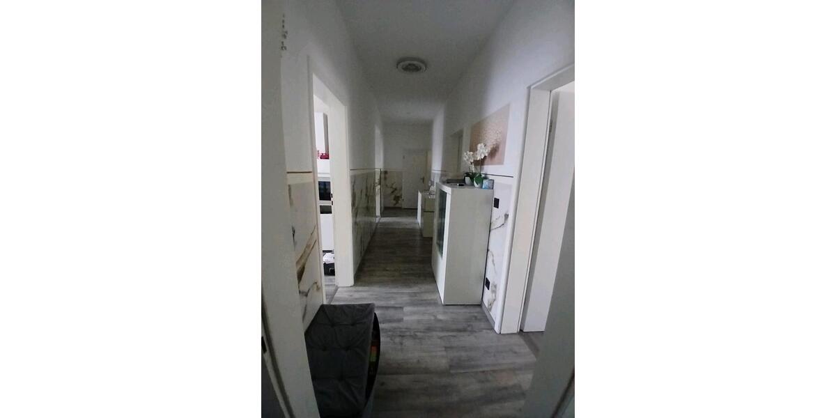 Etagenwohnung Gelsenkirchen Gelsenkirchen-Mitte - 4.5 Zimmer, 110 m&sup2;, 98.000&euro; | Angebot:27456275