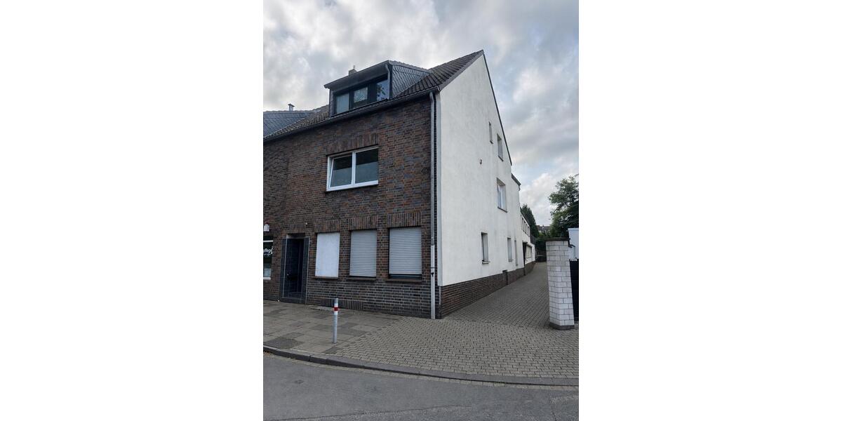 Mehrfamilienhaus, Wohnhaus Oberhausen Alstaden - 15 Zimmer, 390 m&sup2;, 519.000&euro; | Angebot:27533402