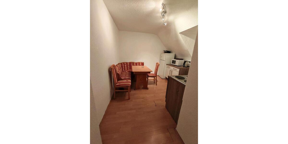 Dachgeschoßwohnung Heiligenhaus - 1 Zimmer, 45 m&sup2;, 750&euro; | Angebot:25944921