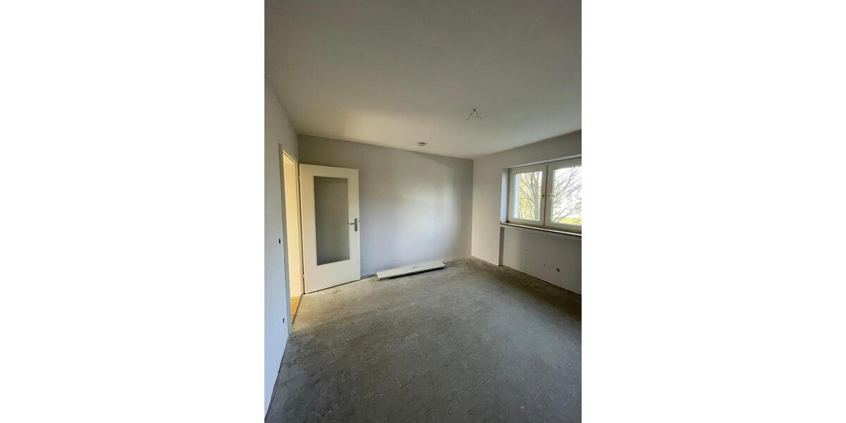 Etagenwohnung Essen Stadtbezirk VII - 3.5 Zimmer, 86 m&sup2;, 890&euro; | Angebot:25590290