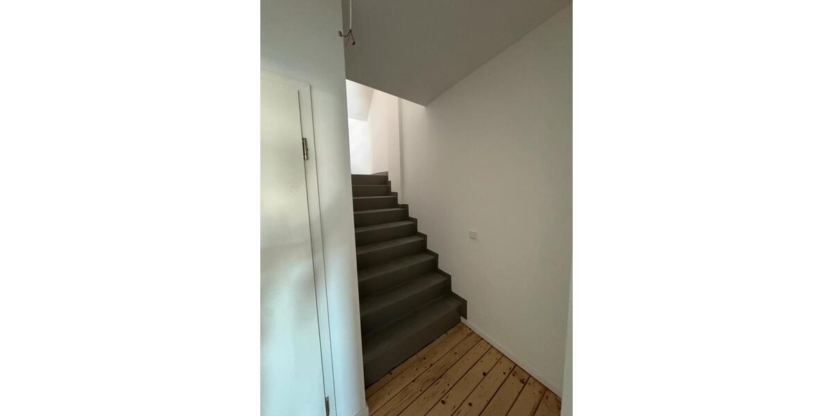 Maisonettenwohnung Wuppertal Arrenberg - 4 Zimmer, 100 m&sup2;, 1.800&euro; | Angebot:27567538