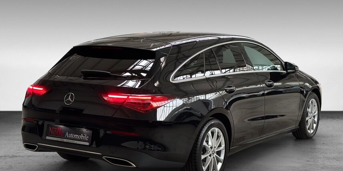 Mercedes-Benz CLA 180 Shooting Brake Leder Navi Kamera 1.Hd 108.430 km 18.900 &euro; Wuppertal 42327