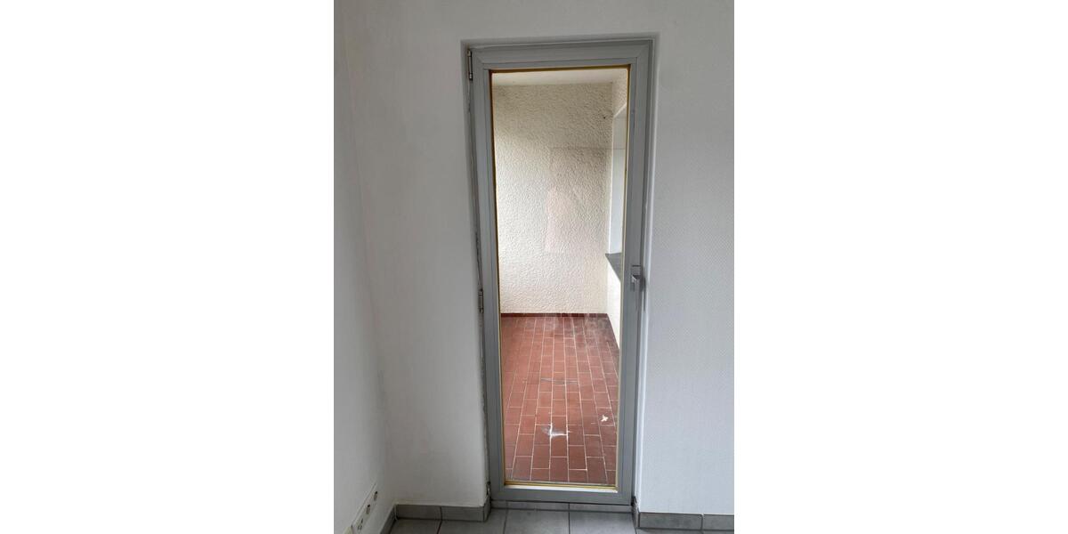 Etagenwohnung Solingen - 2 Zimmer, 51 m&sup2;, 700&euro; | Angebot:27540249