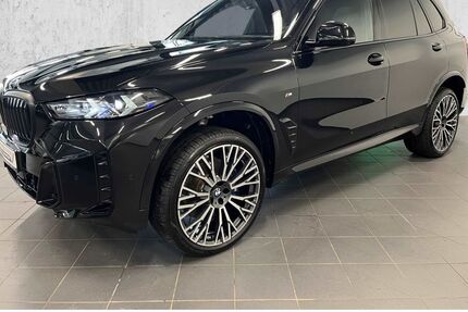 BMW X5 9.400 km 92.750 &euro; Solingen 42719