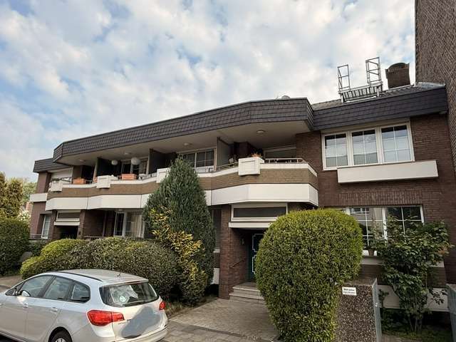 Etagenwohnung Düsseldorf Lörick - 2 Zimmer, 60 m&sup2;, 995&euro; | Angebot:27543207