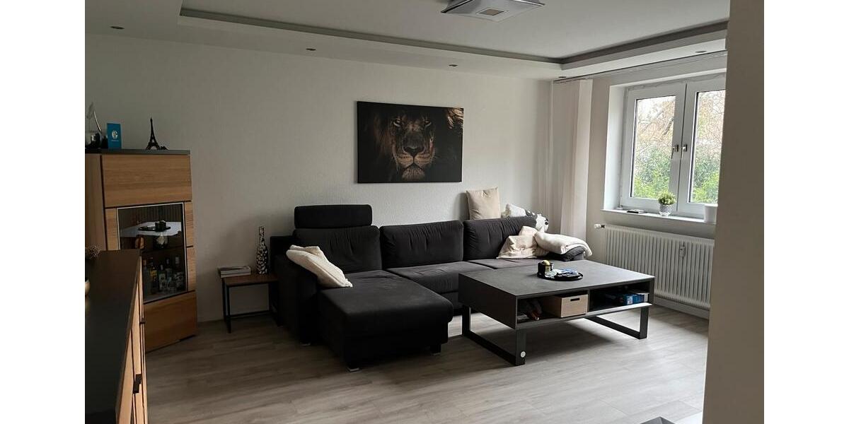 Etagenwohnung Gelsenkirchen Buer - 4 Zimmer, 89 m&sup2;, 680&euro; | Angebot:25933031