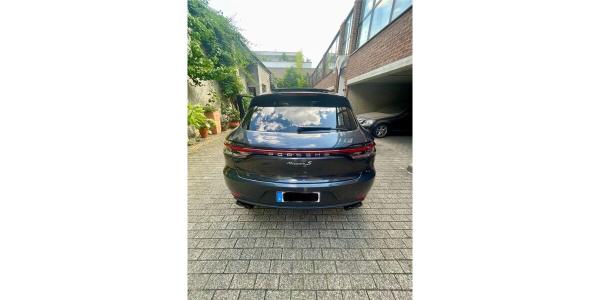 Porsche Macan 113.000 km 44.990 &euro; Solingen 42653