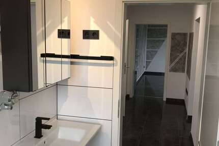 Wohnung Bochum - 2.5 Zimmer, 56 m&sup2;, 140.000&euro; | Angebot:25423410