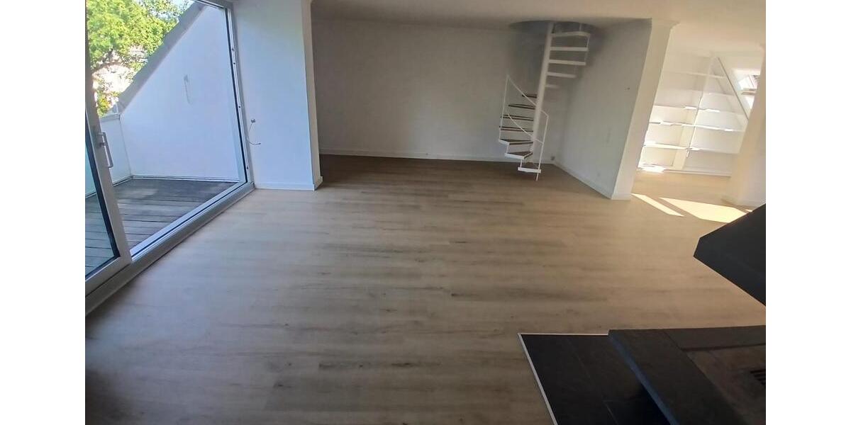 Maisonettenwohnung Düsseldorf Stadtbezirk 2 - 2 Zimmer, 108 m&sup2;, 1.400&euro; | Angebot:27564921