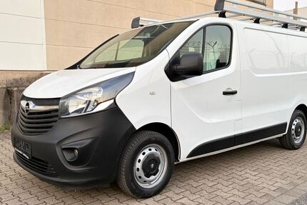 Opel Vivaro 215.000 km 5.999 &euro; Essen 45327