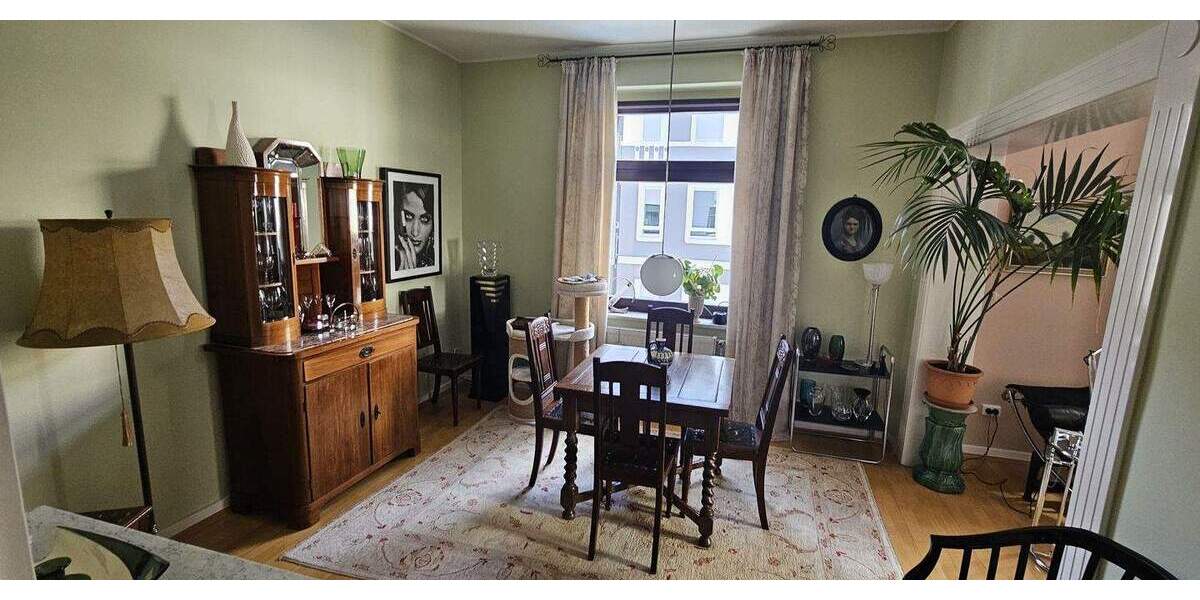 Etagenwohnung Essen Huttrop - 3 Zimmer, 87 m&sup2;, 250.000&euro; | Angebot:25687107