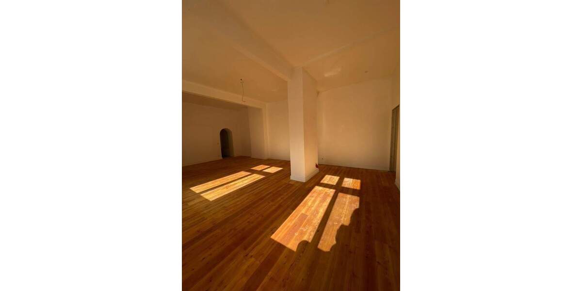 Gewerbeobjekt Düsseldorf Flingern Nord - 3 Zimmer, 176 m&sup2;, 1.250&euro; | Angebot:26528313