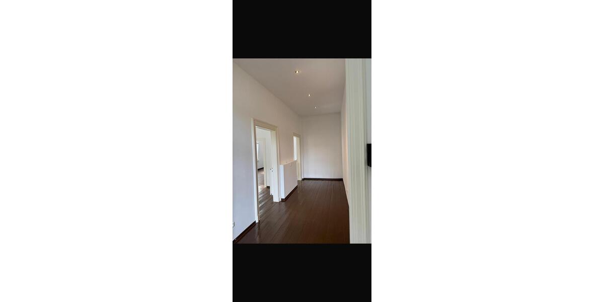 Etagenwohnung Wuppertal Elberfeld - 2 Zimmer, 75 m&sup2;, 700&euro; | Angebot:26001873