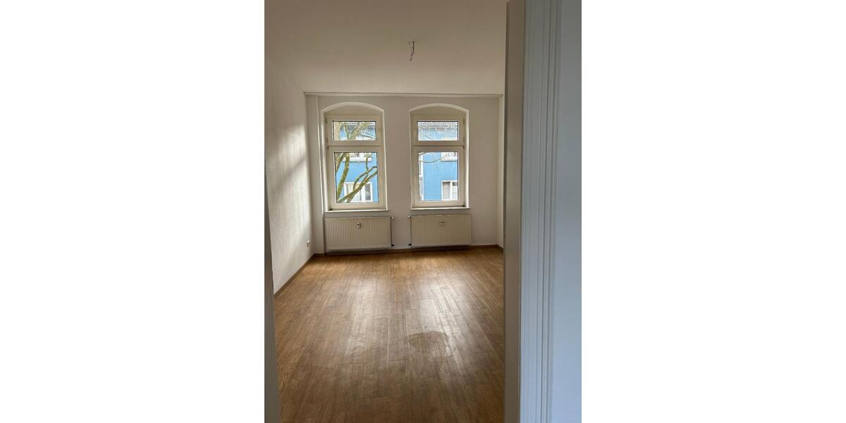 Etagenwohnung Essen Stadtbezirk III - 4 Zimmer, 94 m&sup2;, 850&euro; | Angebot:25640069