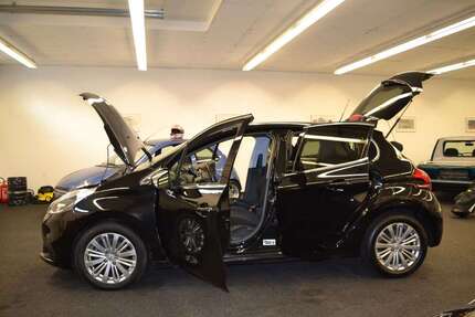 Peugeot 208 100.000 km 9.200 &euro; Mülheim-Speldorf 45478