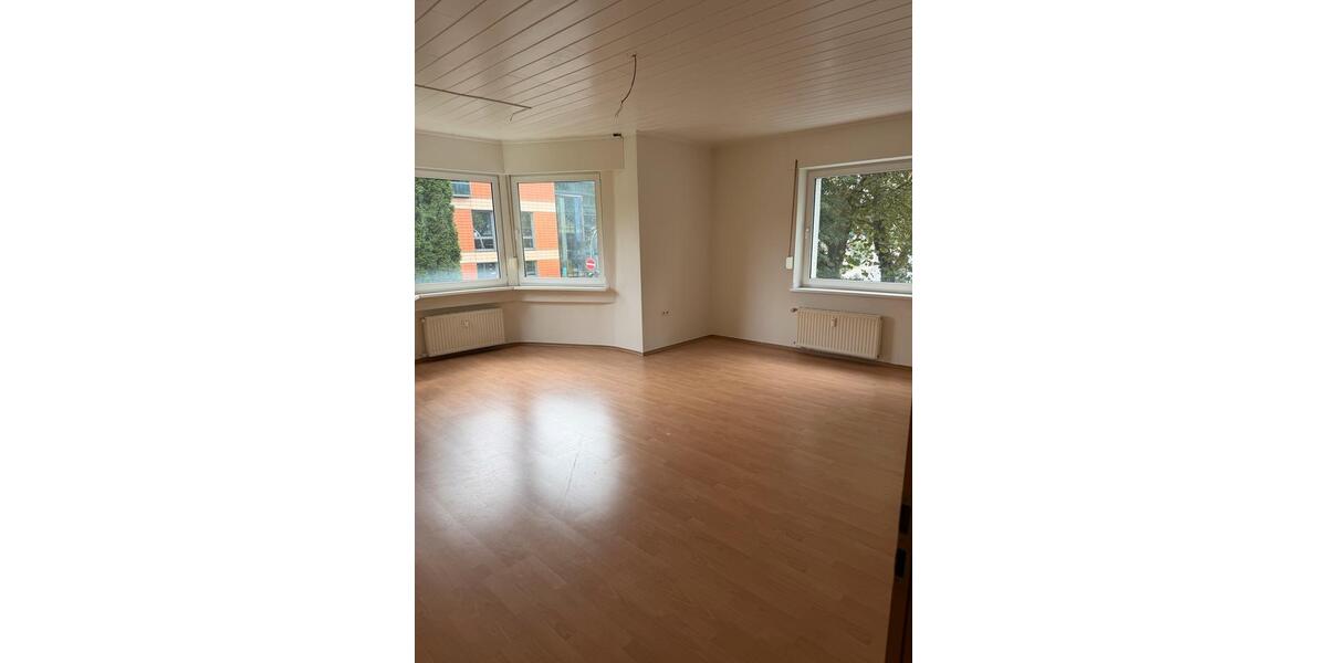 Etagenwohnung Heiligenhaus - 2 Zimmer, 77 m&sup2;, 730&euro; | Angebot:27557442
