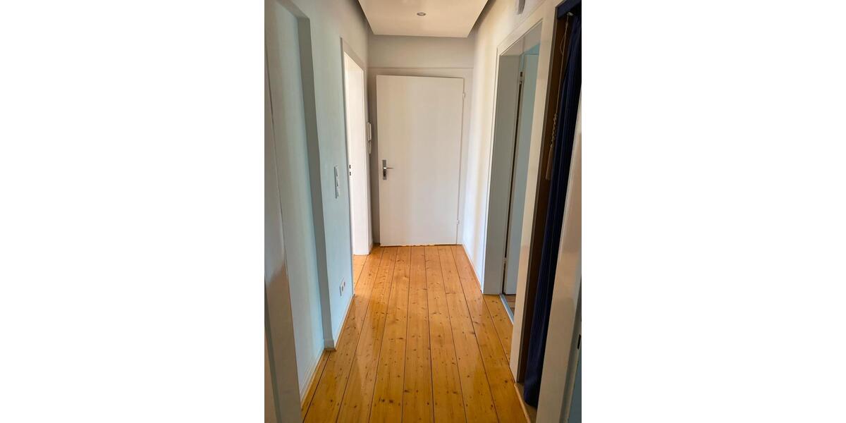 Hochparterre Solingen Wald - 2.5 Zimmer, 90 m&sup2;, 720&euro; | Angebot:24804574