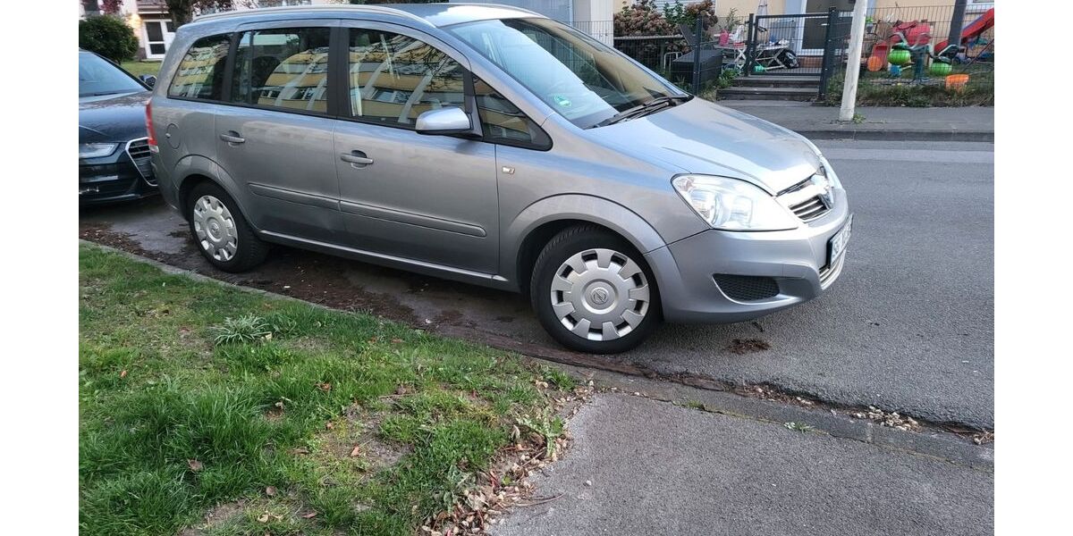 Opel Zafira 176.000 km 3.100 &euro; Solingen 42699