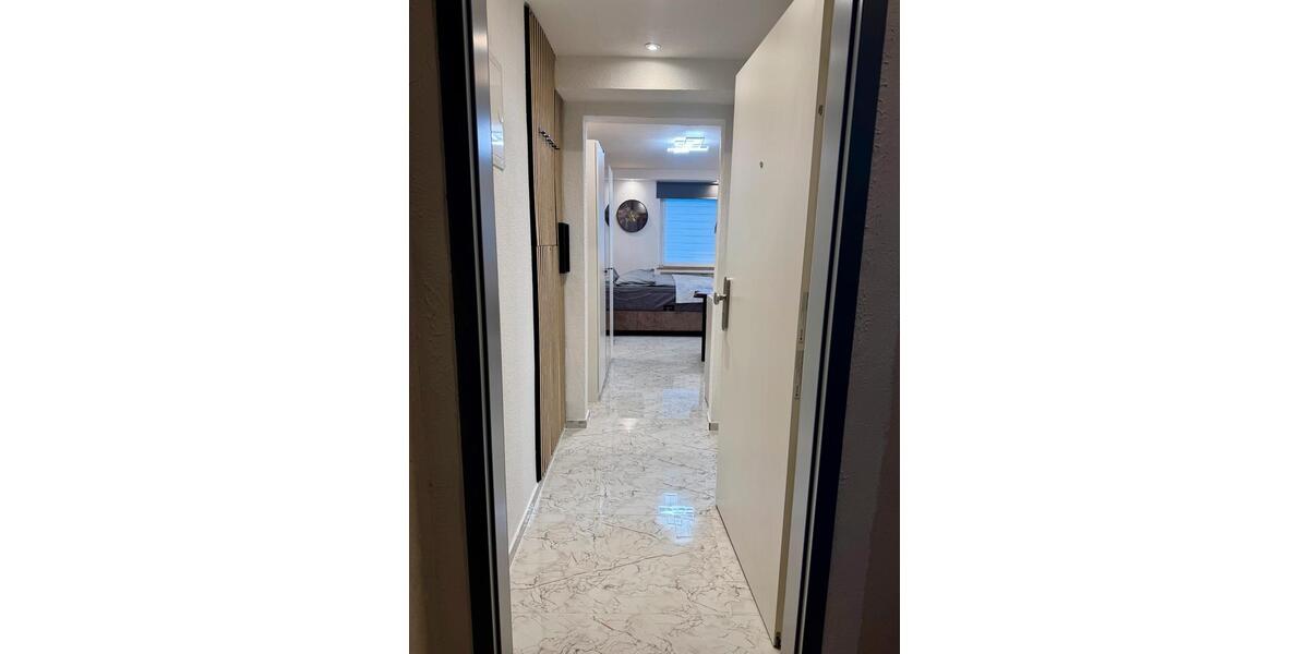 Etagenwohnung Düsseldorf Stadtbezirk 2 - 1 Zimmer, 20 m&sup2;, 820&euro; | Angebot:25924181