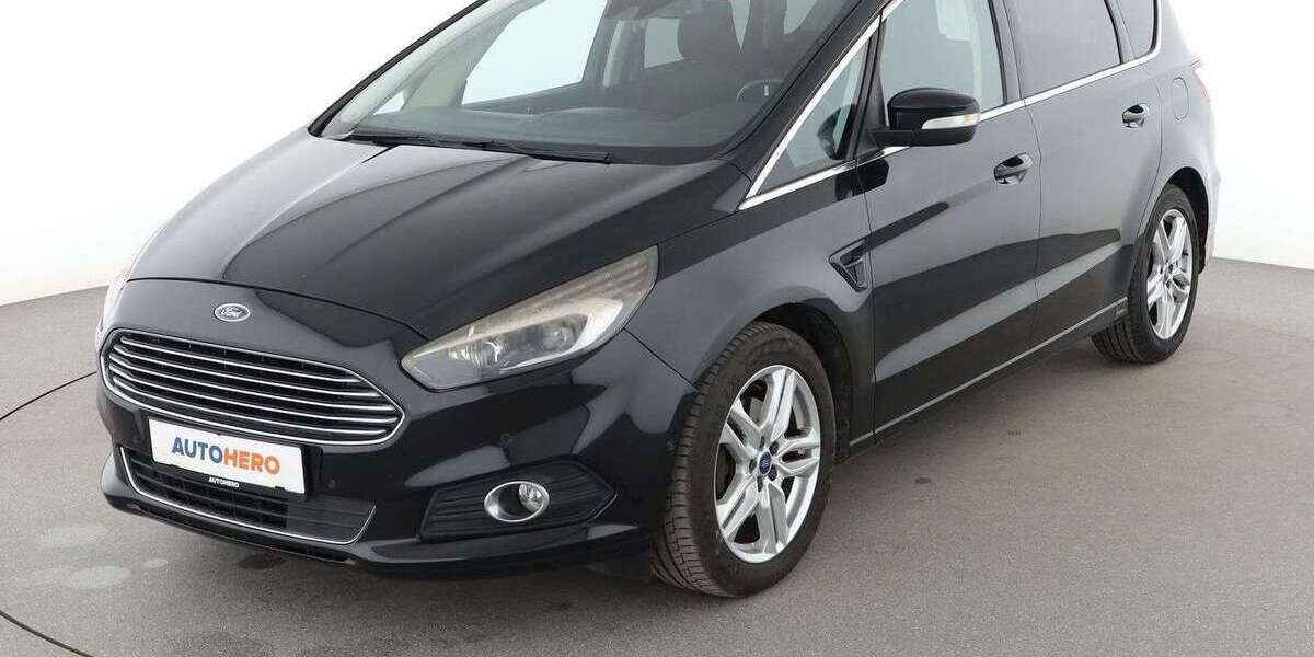 Ford S-Max 97.251 km 16.490 &euro; Essen 45141