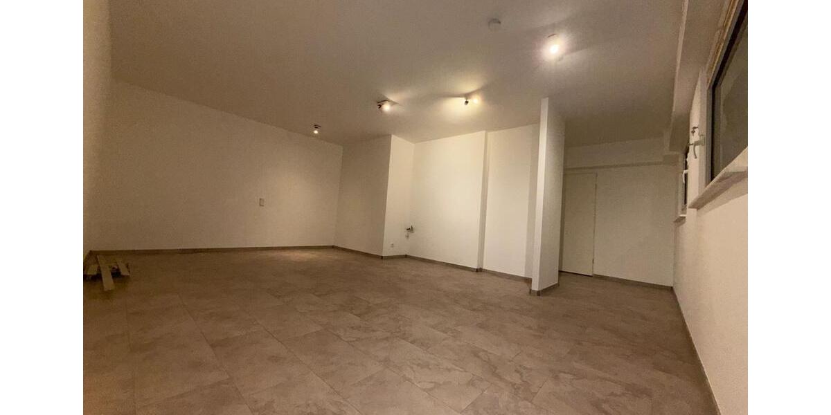 Etagenwohnung Essen Stadtbezirk IX - 1.5 Zimmer, 33 m&sup2;, 500&euro; | Angebot:25894288