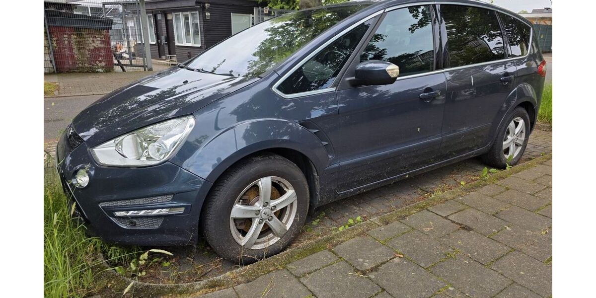 Ford S-Max 202.000 km 3.000 &euro; Langenfeld 40764