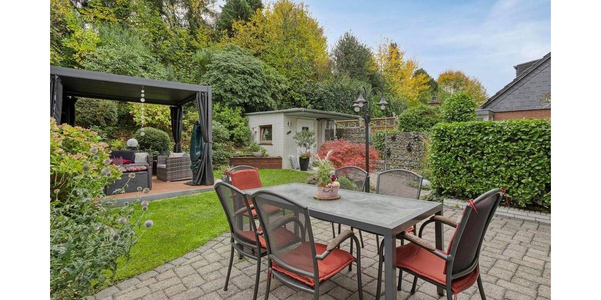 Reihenendhaus Mülheim an der Ruhr Mitte-Ost - 7 Zimmer, 184 m&sup2;, 559.000&euro; | Angebot:25799172
