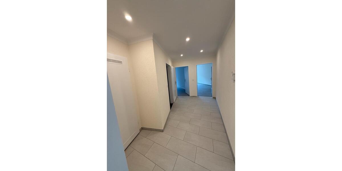 Etagenwohnung Wuppertal Gemarkung Elberfeld - 2 Zimmer, 56 m&sup2;, 680&euro; | Angebot:25558971