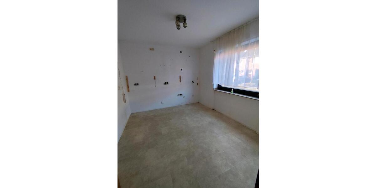 Reihenhaus Meerbusch - 4 Zimmer, 130 m&sup2;, 1.850&euro; | Angebot:24983748