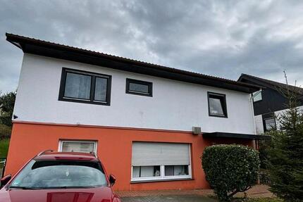 Haus Remscheid Lüttringhausen - 4 Zimmer, 140 m&sup2;, 439.000&euro; | Angebot:25932250