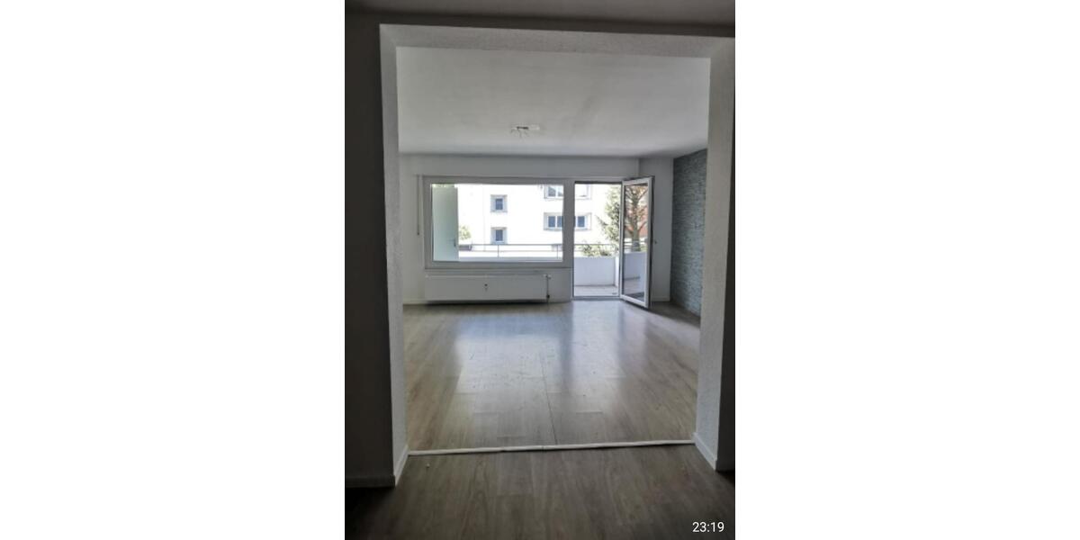 Etagenwohnung Duisburg Rheinhausen - 3.5 Zimmer, 82 m&sup2;, 1.020&euro; | Angebot:27577035