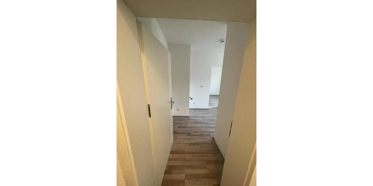 Etagenwohnung Wuppertal Gemarkung Langerfeld - 1 Zimmer, 32 m&sup2;, 320&euro; | Angebot:25809201