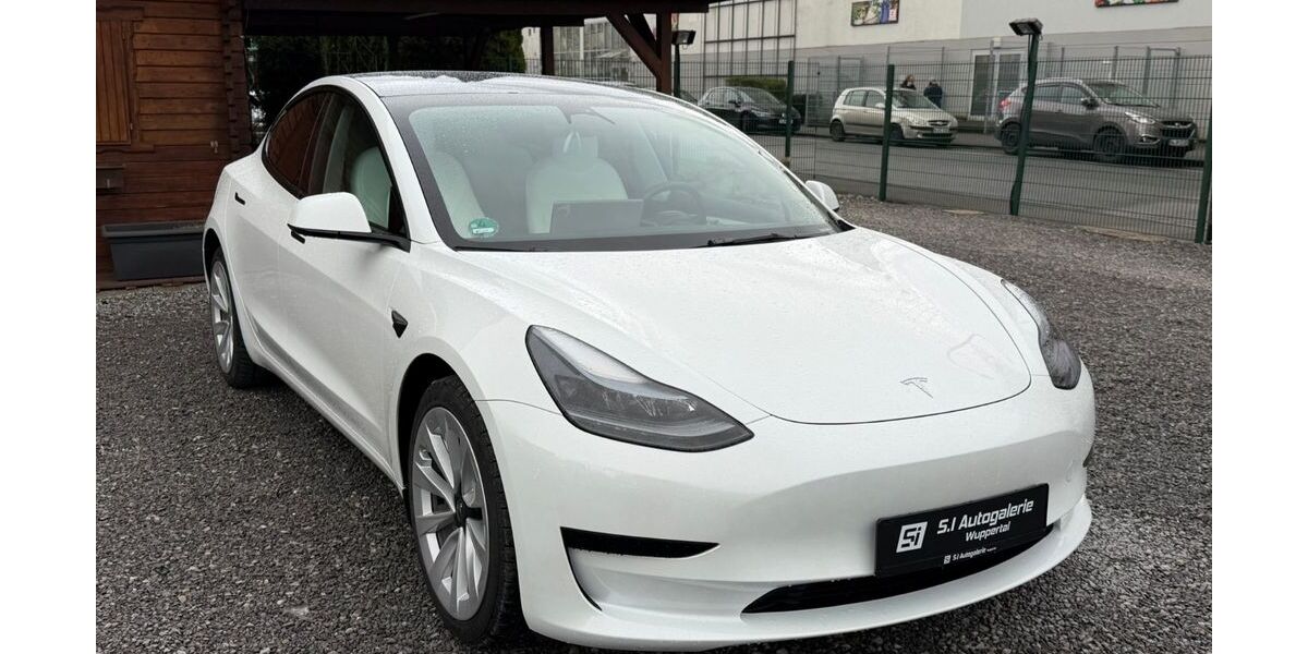 Tesla Model 3 19.000 km 29.950 &euro; Wuppertal 42285