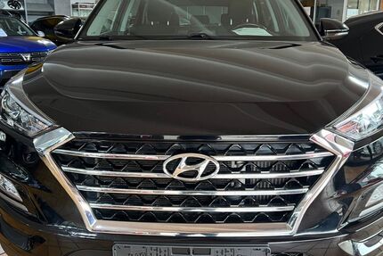 Hyundai TUCSON 100.000 km 14.990 &euro; Oberhausen 46145