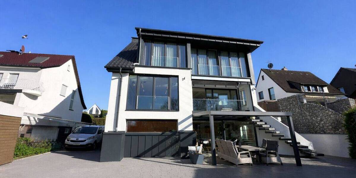 Einfamilienhaus Solingen / Wald Wald - 8 Zimmer, 323 m&sup2;, 1.190.000&euro; | Angebot:26043666