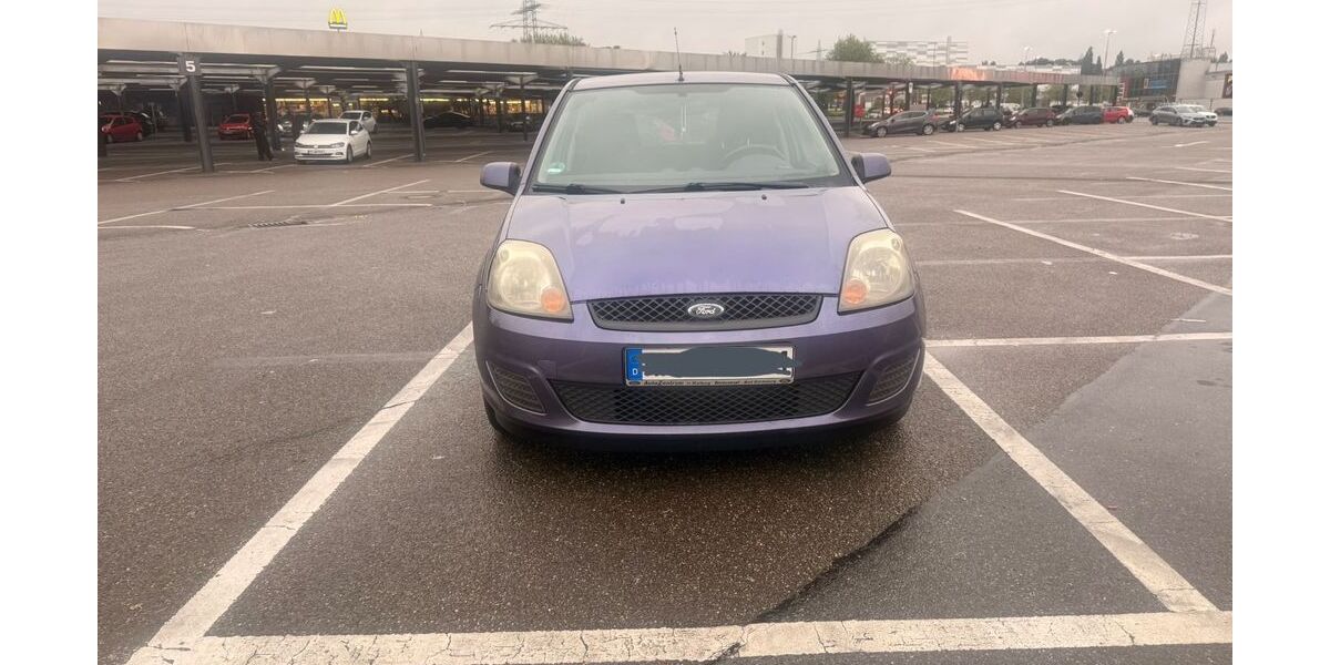 Ford Fiesta 136.000 km 1.700 &euro; Mülheim an der Ruhr 45475