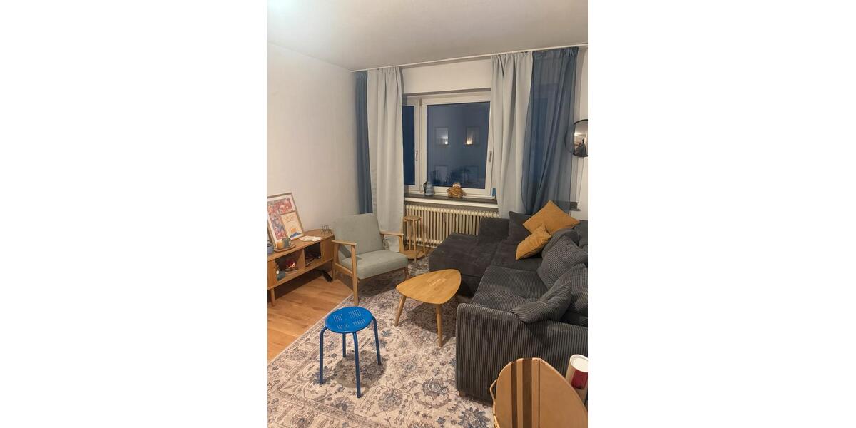 Etagenwohnung Düsseldorf Stadtbezirk 3 - 1.5 Zimmer, 37 m&sup2;, 760&euro; | Angebot:25718255