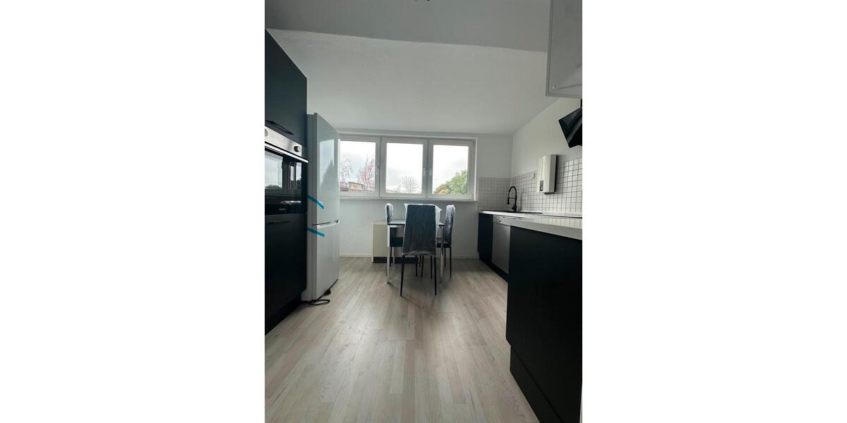 Etagenwohnung Essen Stadtbezirk IV - 4 Zimmer, 57 m&sup2;, 450&euro; | Angebot:27539996
