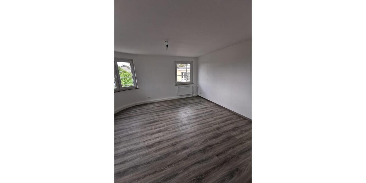 Etagenwohnung Wuppertal Gemarkung Elberfeld - 4 Zimmer, 86 m&sup2;, 850&euro; | Angebot:27540244