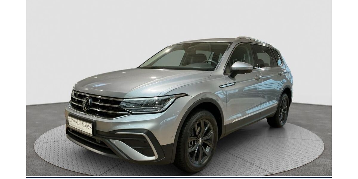 VW Tiguan Allspace 6.390 km 39.745 &euro; Neuss 41469