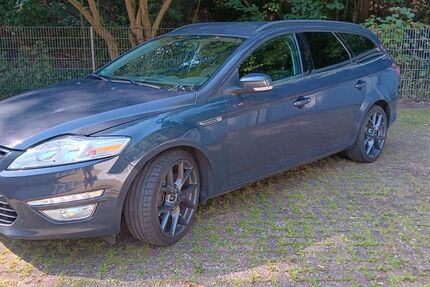 Ford Mondeo 175.551 km 5.450 &euro; Duisburg 47137
