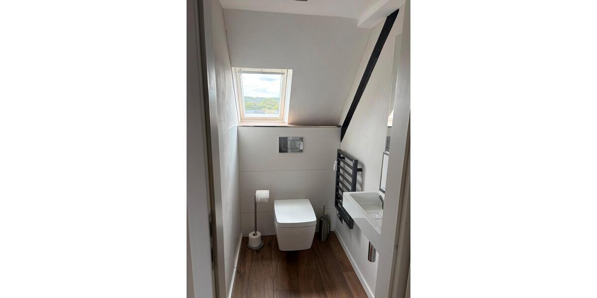 Dachgeschoßwohnung Düsseldorf Stadtbezirk 7 - 4 Zimmer, 139 m&sup2;, 620.000&euro; | Angebot:27496427
