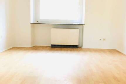 Wohnung Essen Huttrop - 1.5 Zimmer, 32 m&sup2;, 360&euro; | Angebot:26823748