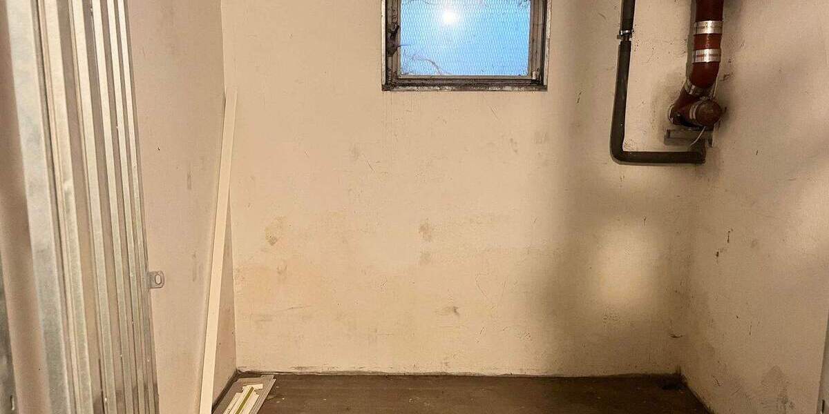 Etagenwohnung Duisburg Hochfeld - 2 Zimmer, 71 m&sup2;, 159.000&euro; | Angebot:25716302